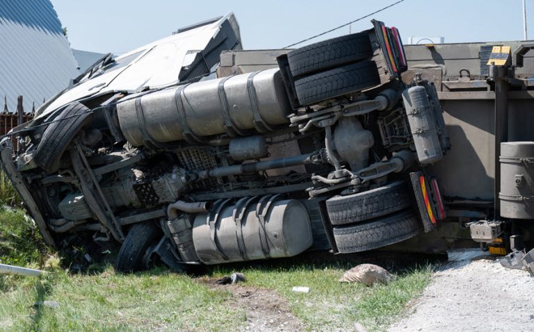 semi truck accident lawyer