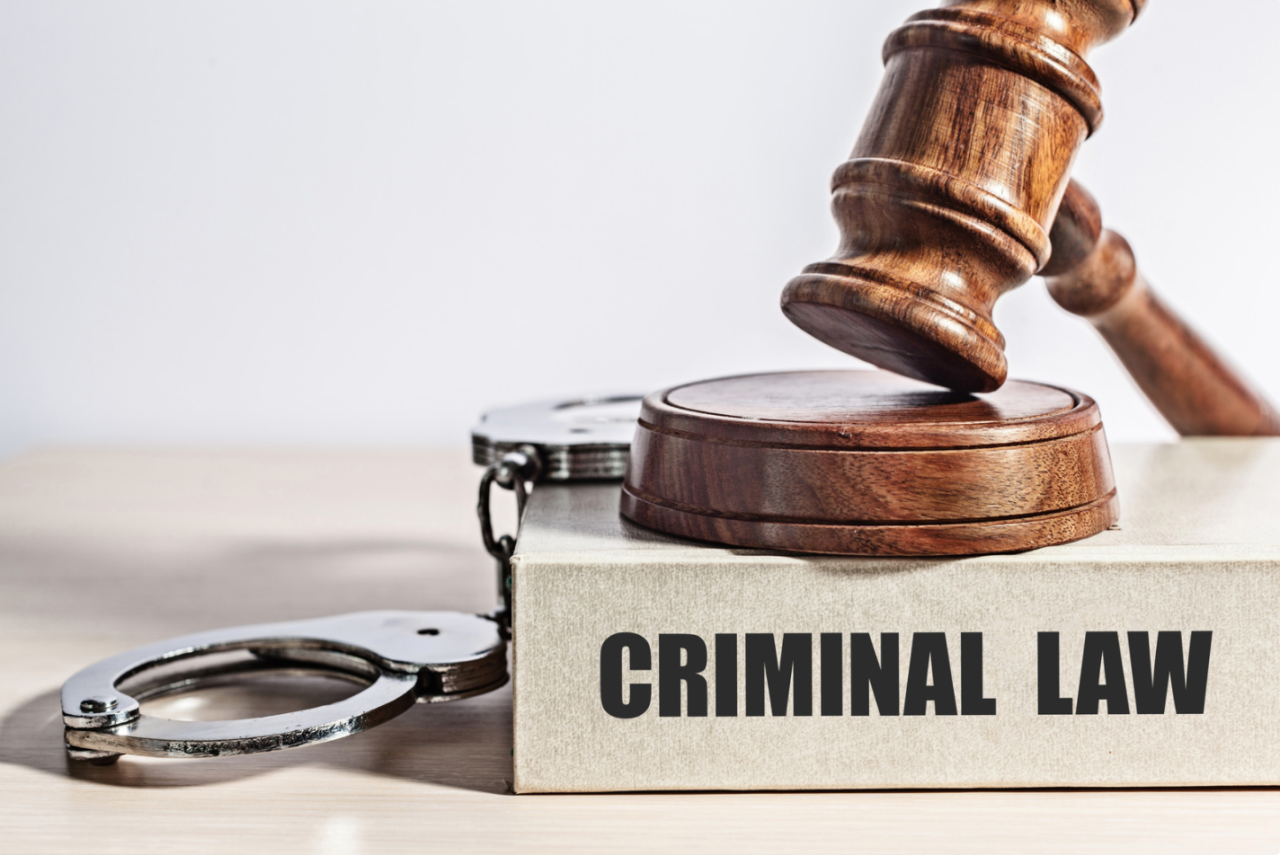 defense criminal lawyer trial jury legal